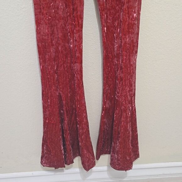 - HAH, CRUSHED VELVET ULTRA HIGH WAIST/FLAIR LEG PANTS SIZE SMALL. - Picture 3 of 11